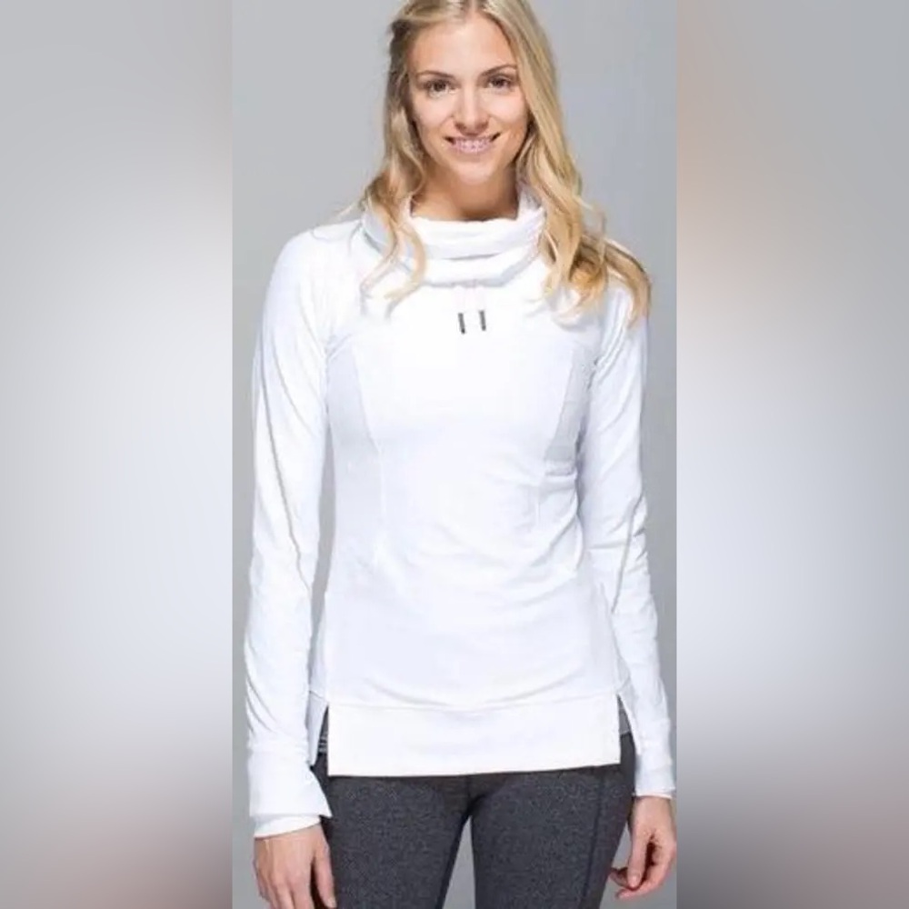 Lululemon 🍋  Flurry Fighter Reflective Fleece Pullover Size 6